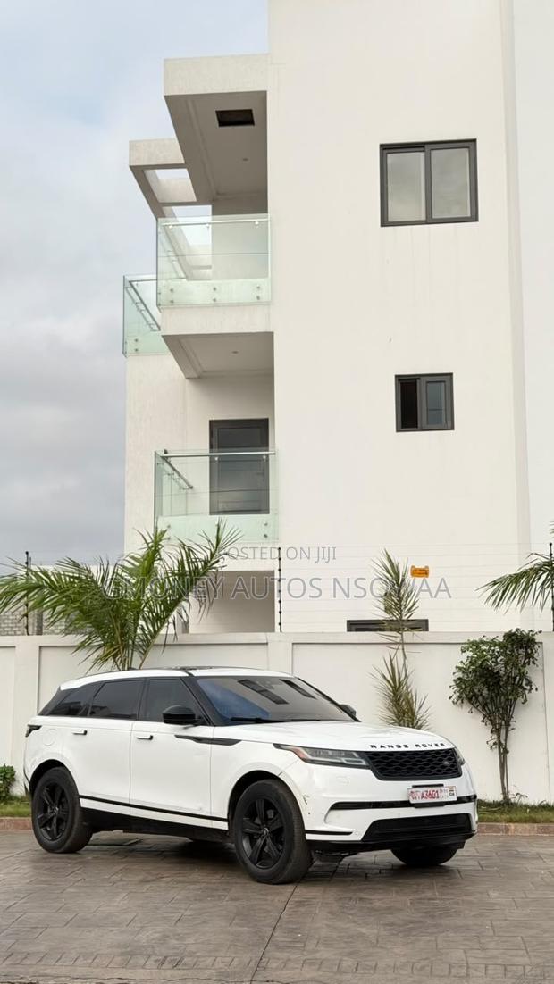 Land Rover Range Rover Velar 2017 Silver