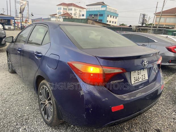 Toyota Corolla S 4dr Sedan (1.8L 4cyl CVT) 2015 Blue