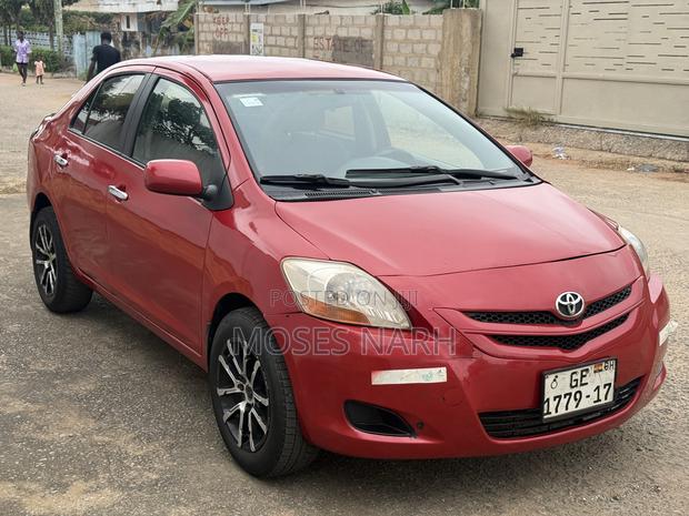 Toyota Yaris 1.5 2009 Red