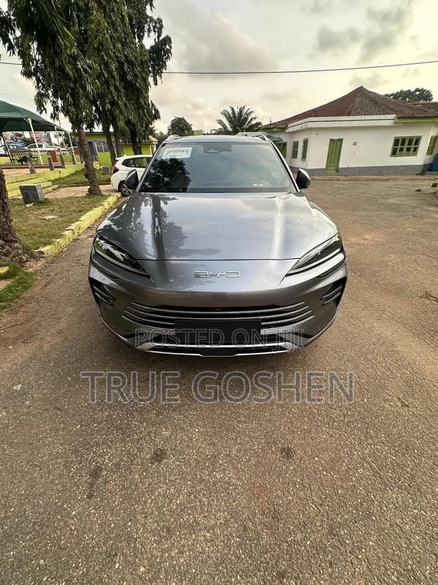 BYD Song Plus 1.5 CVT Hybrid AWD 2024 Gray