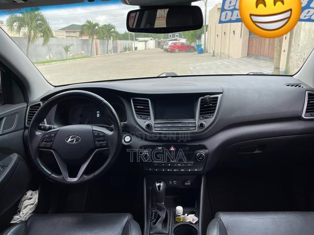 Hyundai Tucson Limited AWD 2018 Silver