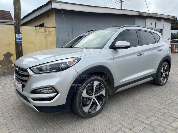 Hyundai Tucson Limited AWD 2018 Silver