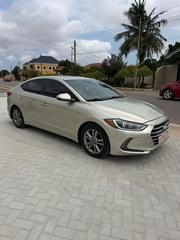 Hyundai Elantra SE Sedan FWD (2.0L 4cyl 6M) 2017 Ivory for sale
