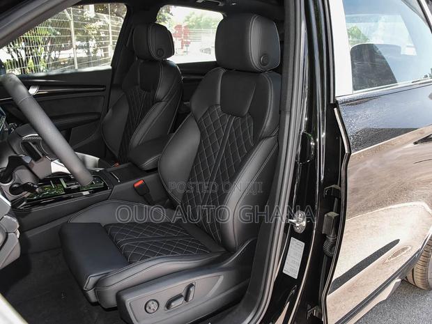 Audi SQ5 2025 Blue