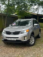 Kia Sorento 2010 Silver for sale
