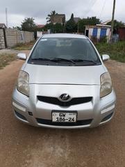 Toyota Vitz 2009 Silver for sale