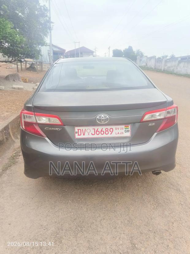Toyota Camry 2014 Gray