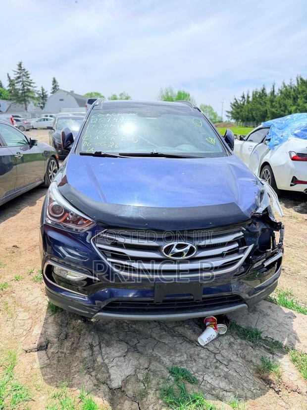 Hyundai Santa Fe Limited AWD 2017 Blue