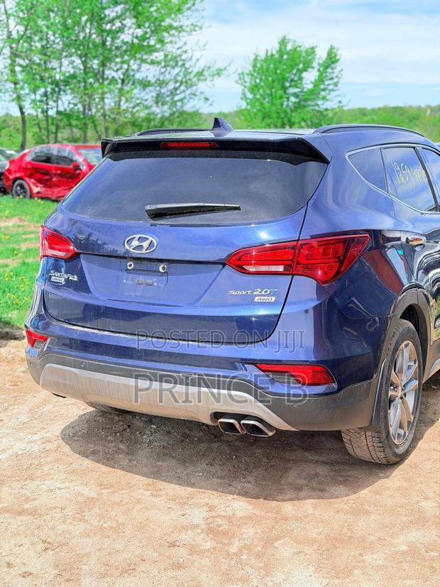Hyundai Santa Fe Limited AWD 2017 Blue
