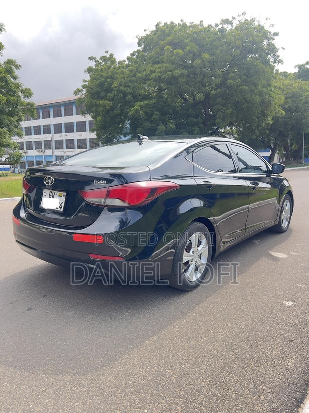 Hyundai Elantra Limited Sedan FWD (1.8L 4cyl 6A) 2016 Black