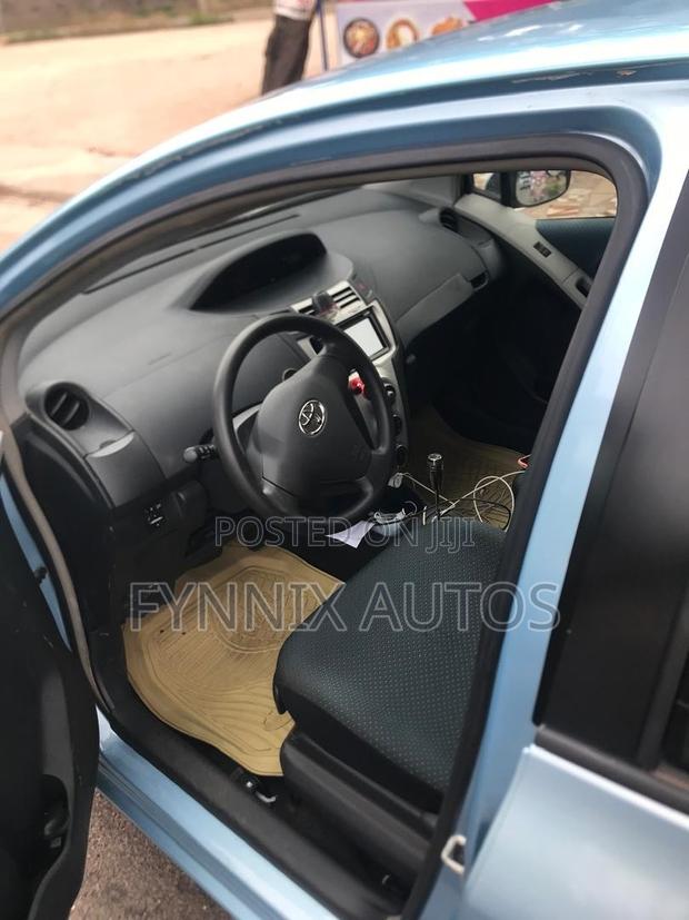 Toyota Vitz 1.3 FWD 5dr 2010