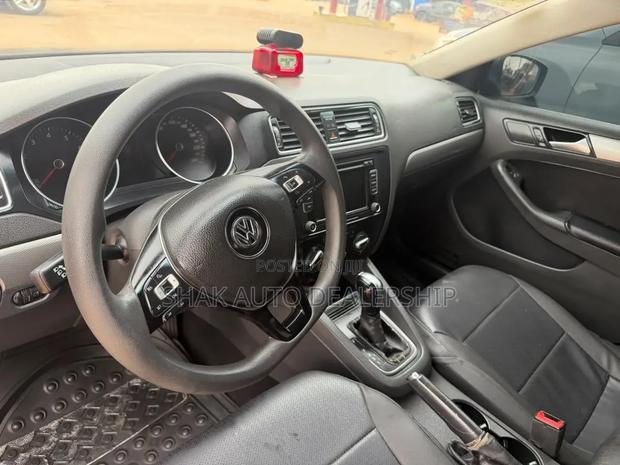 Volkswagen Jetta 2014 Gray