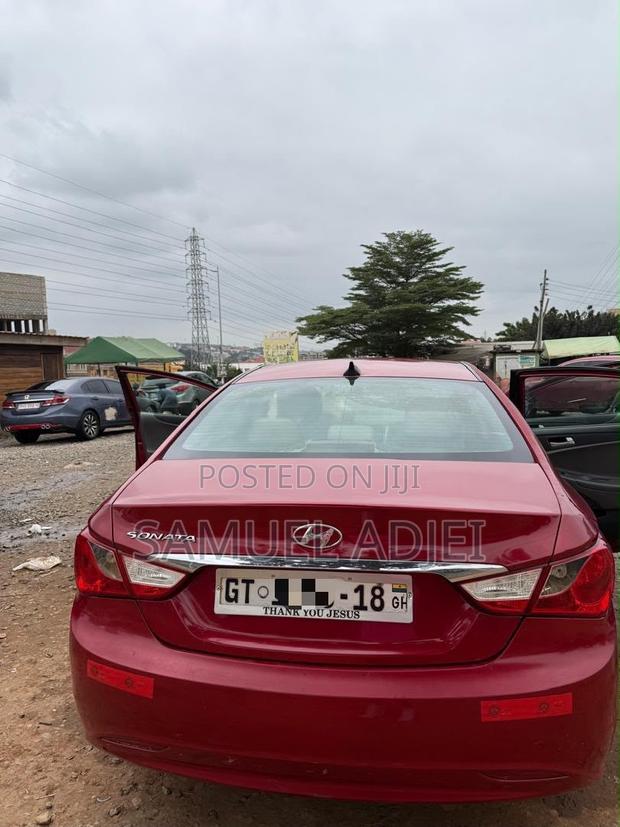 Hyundai Sonata 2013 Red