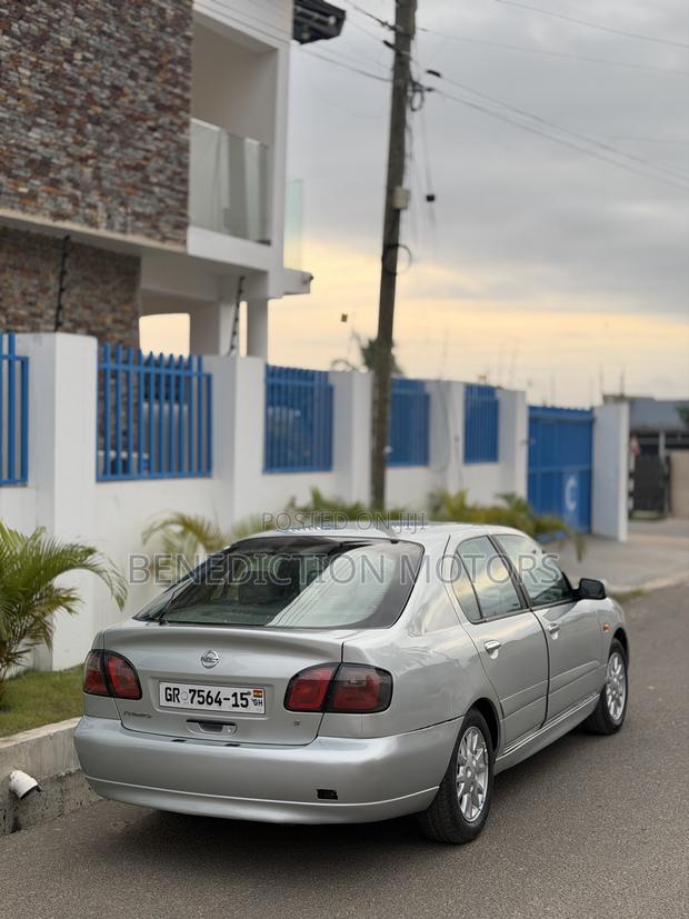 Nissan Primera 2009 Silver