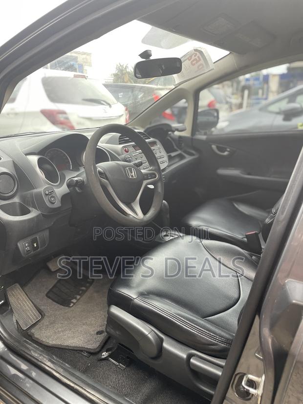 Honda Fit Automatic 2012 Gray