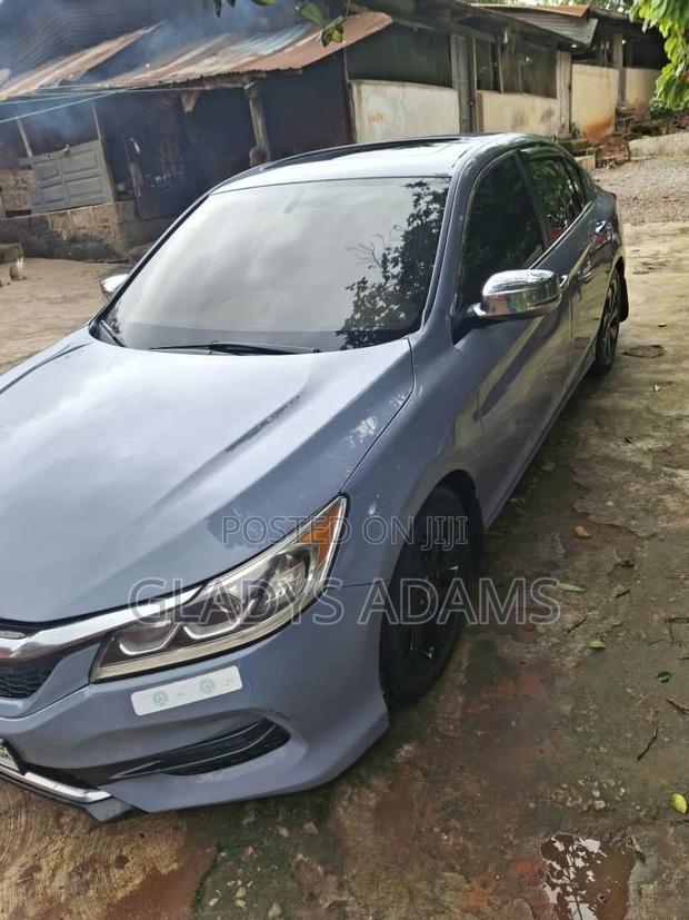 Honda Accord Sport SE 4dr Sedan FWD (2.4L 4cyl 2A) 2017 Blue