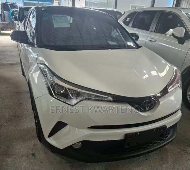 Toyota C-HR 2022 White