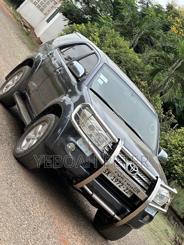 Toyota Fortuner 2013 Gray