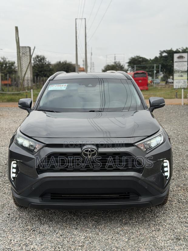Toyota RAV4 XLE AWD 2023 Black