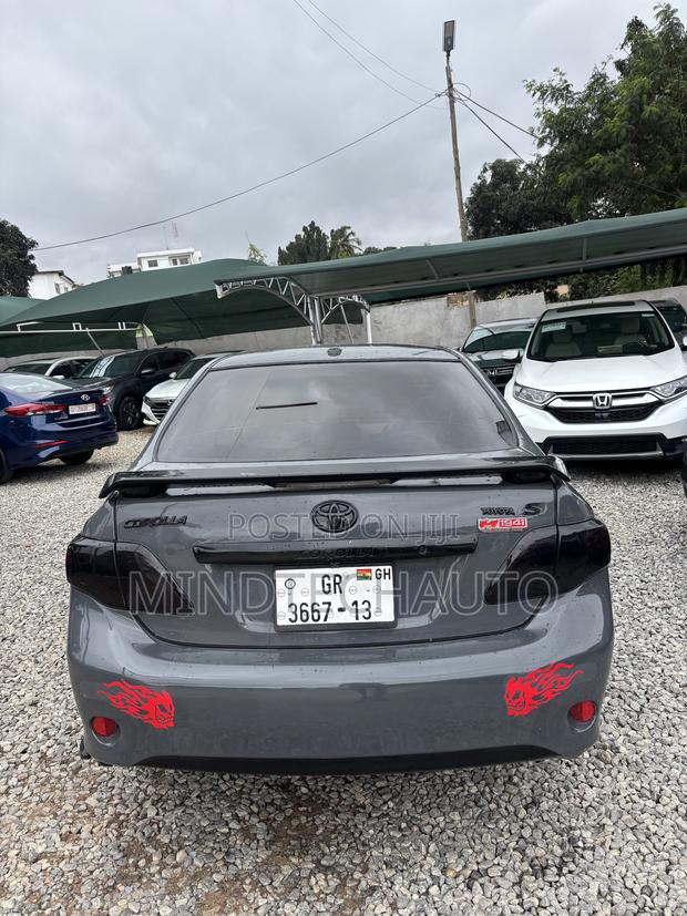 Toyota Corolla S 4dr Sedan (1.8L 4cyl 4A) 2009 Gray