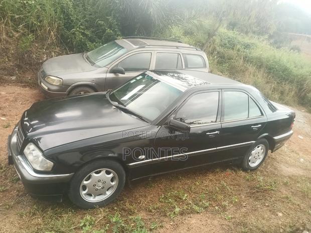 Mercedes-Benz C180 2001 Black