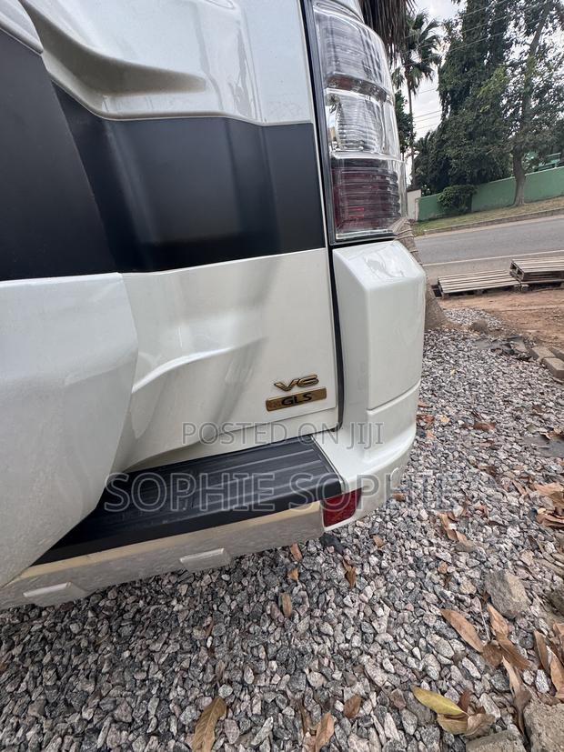 Mitsubishi Pajero V90 3.0 V6 GLS/GLX 2020 Gold