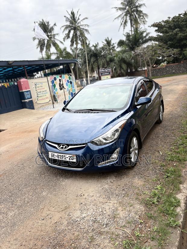 Hyundai Elantra Limited Sedan FWD (1.8L 4cyl 6A) 2016 Blue