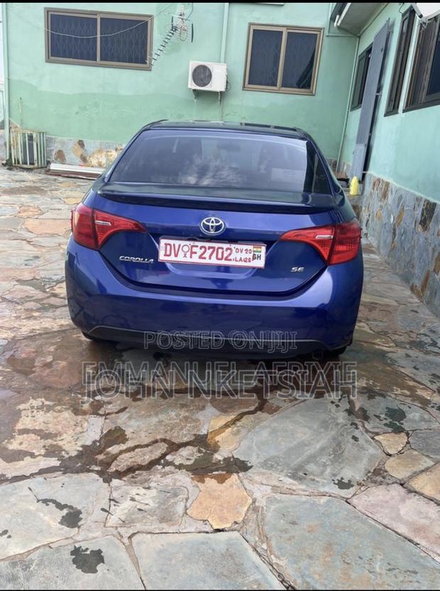 Toyota Corolla SE 4dr Sedan (1.8L 4cyl CVT) 2017 Blue