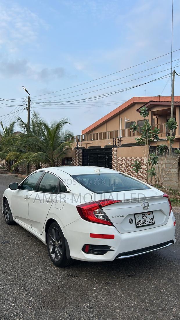 Honda Civic Touring Sedan 2020 White