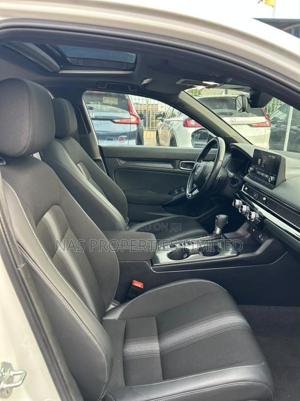 Honda Civic Sport CVT 2024 White