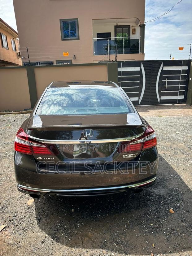 Honda Accord Sport 4dr Sedan FWD (2.4L 4cyl 2A) 2017 Gray