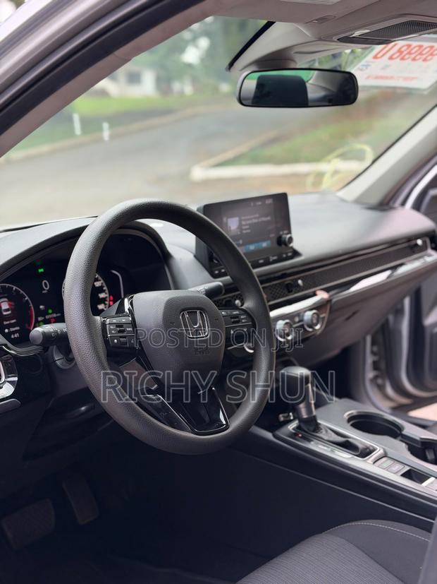 Honda Civic 2025 Silver