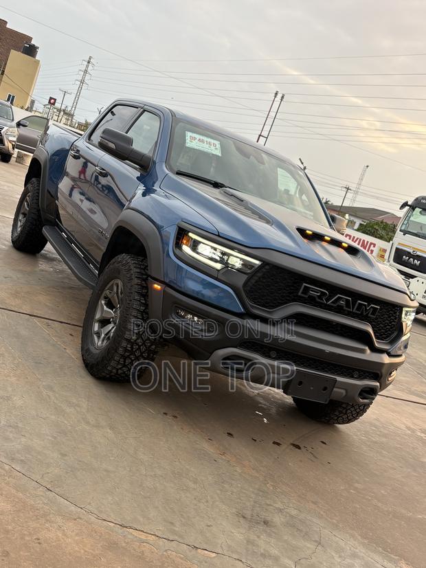 RAM 1500 TRX Crew Cab 4WD SB 2024 Blue