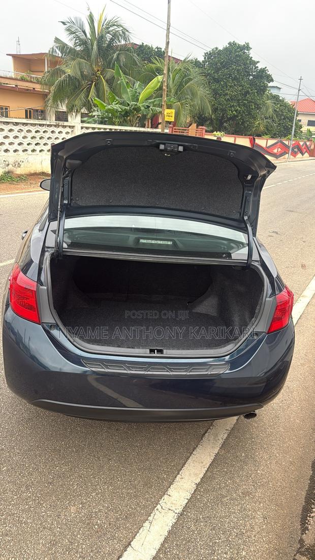 Toyota Corolla XSE (1.8L 4cyl 2A) 2018
