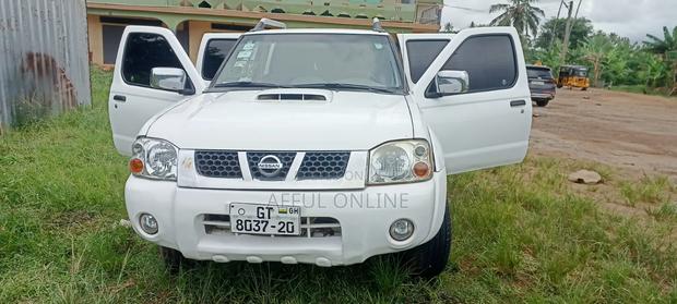 Nissan Hardbody 2019 White