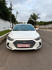 Hyundai Elantra Limited Sedan FWD (2.0L 4cyl 6A) 2017 White for sale