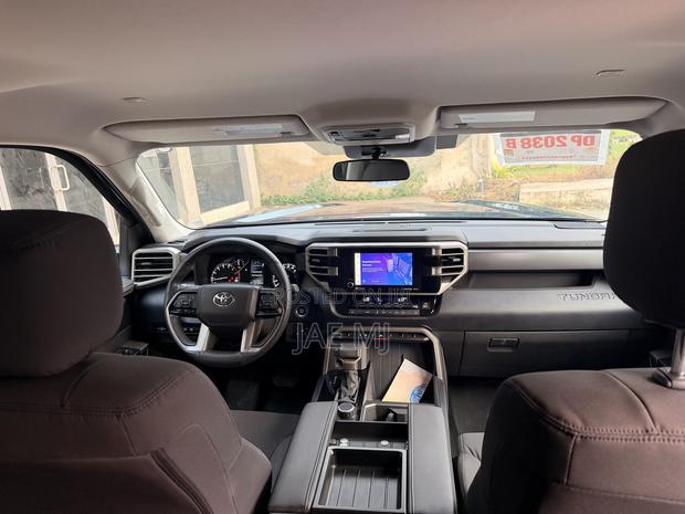 New Toyota Tundra 2024 Blue