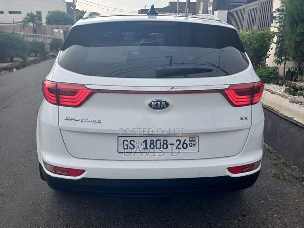 Kia Sportage EX 4dr SUV AWD (2.4L 4cyl 6A) 2017 White