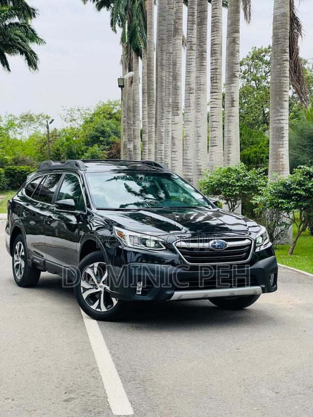 Subaru Outback Premium 2022 Black
