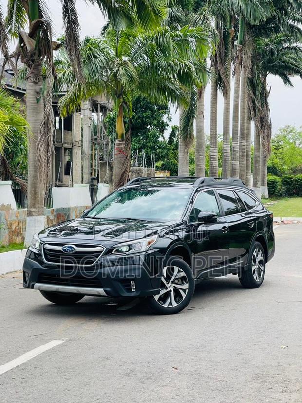 Subaru Outback Premium 2022 Black