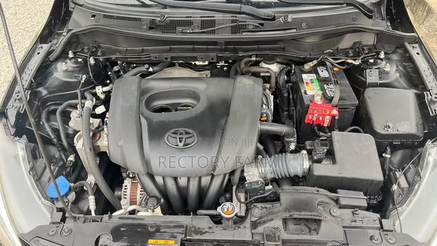 Toyota Yaris LE Sedan 4dr 2019 Black