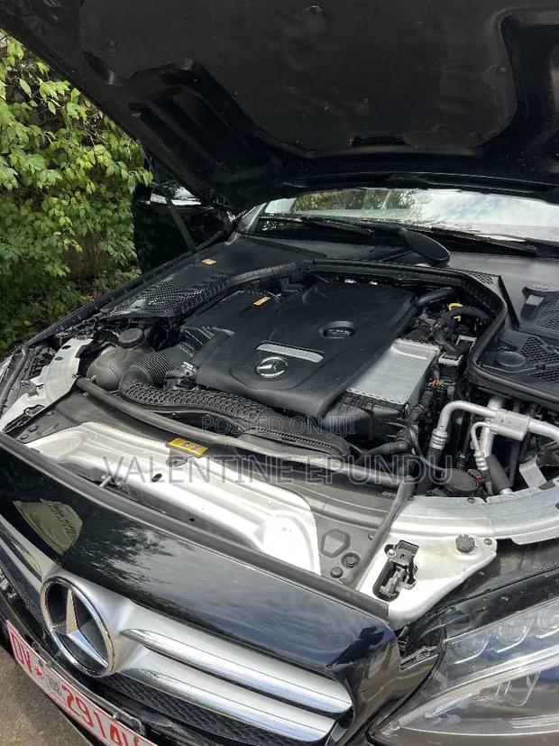 Mercedes-Benz C300 2015 Black