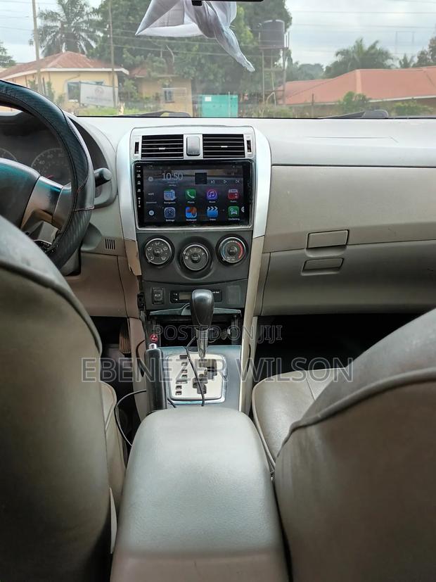 Toyota Corolla 2012 Gray