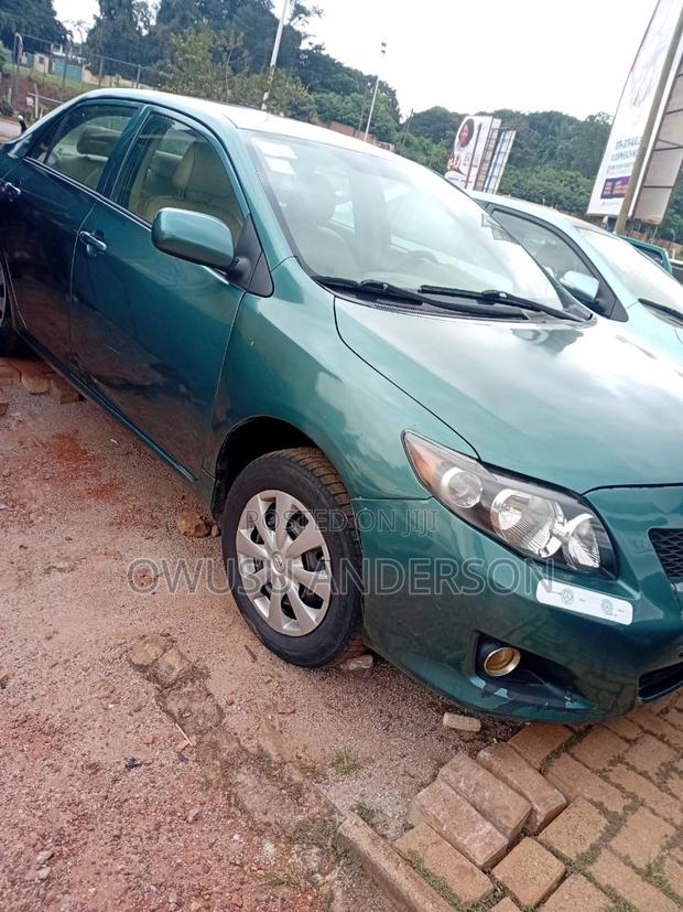 Toyota Corolla 2010 Green