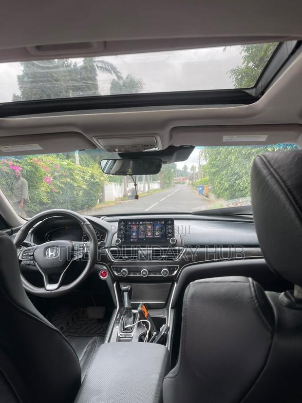 Honda Accord Touring 2018 White