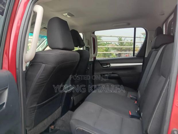 Toyota Hilux 2019 Red