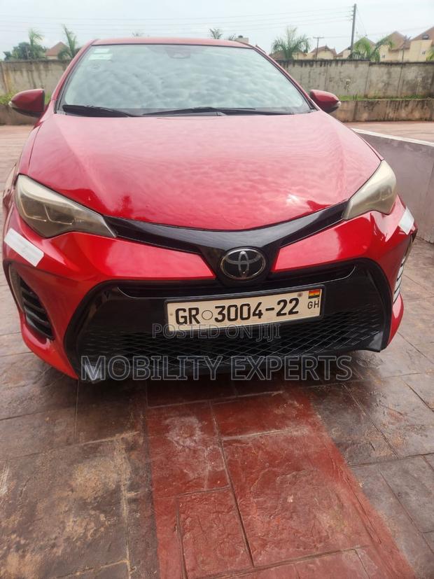 Toyota Corolla SE (1.8L 4cyl 6M) 2019 Red