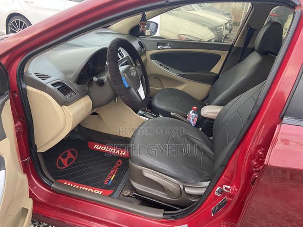Hyundai Accent 2010 Red