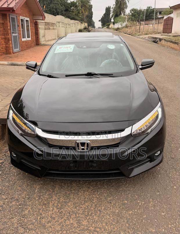 Honda Civic Touring 4dr Sedan (1.5L 4cyl) 2016 Black