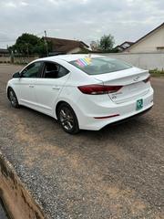 Hyundai Elantra Limited Sedan FWD (2.0L 4cyl 6A) 2017 White for sale